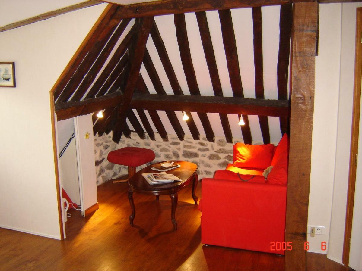 Le Logis Du Roc Bed and Breakfast Granville Eksteriør billede